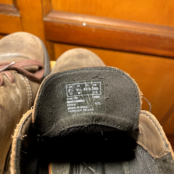 Clarks Brown Original Desert Boots - Sz men 9.5, Pre-owned, Fair Condition - Picture 10 of 10